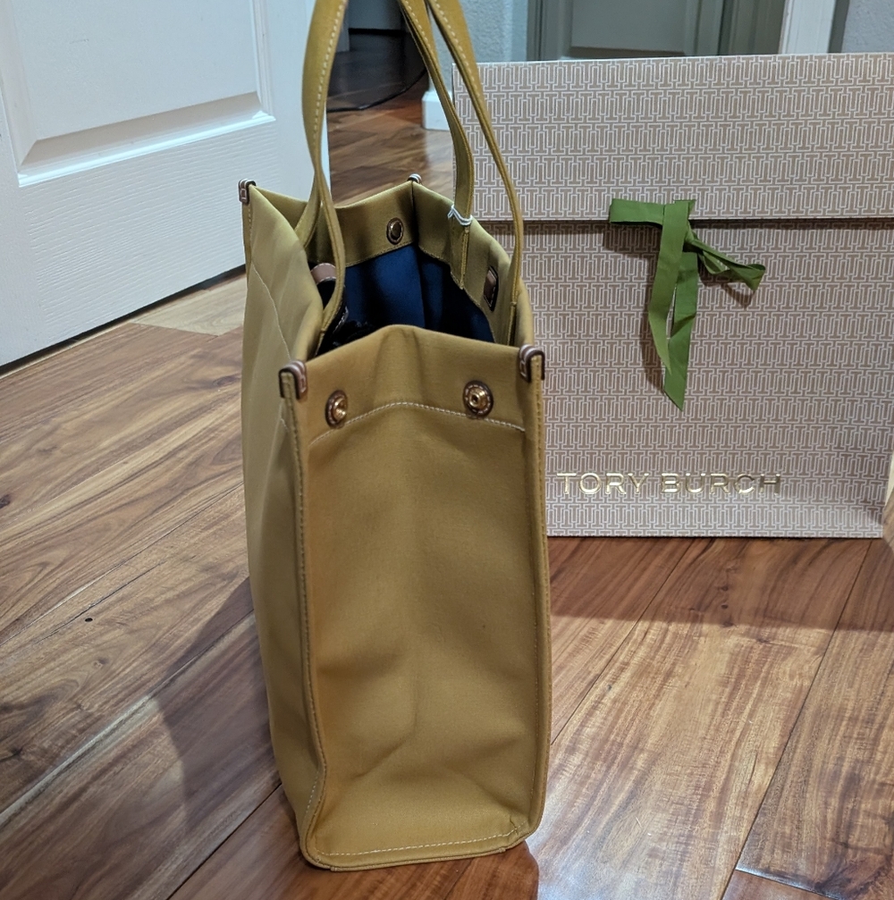 Tory Burch Silhouette Ella Canvas Tote Large Zip Close Pocket + Gift Bag Nwt ❤️ - Picture 5 of 8